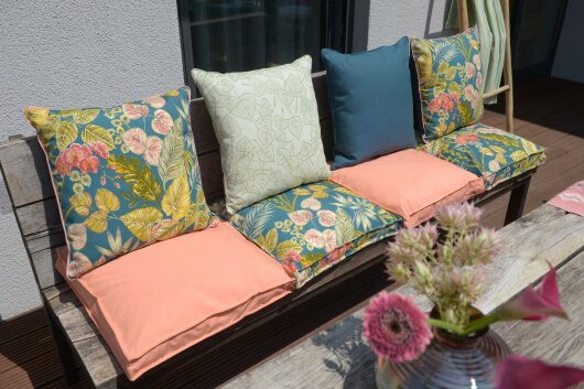 H.O.C.K. Eliza-Bouquet Outdoor Sitzkissen Blumen-Motiv 50x50x5cm petrol