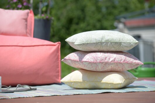 H.O.C.K. Nala Outdoor Kissen Blatt-Motiv mit Keder 50x50cm rosa col. 02-47