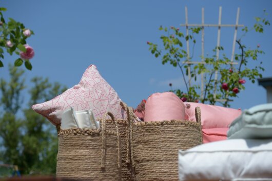 H.O.C.K. Nala Outdoor Kissen Blatt-Motiv mit Keder 50x50cm rosa col. 02-47