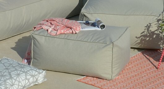 H.O.C.K. Lolly Outdoor Loungehocker ca. 90x60x40cm Tampa cement beige col. 1321
