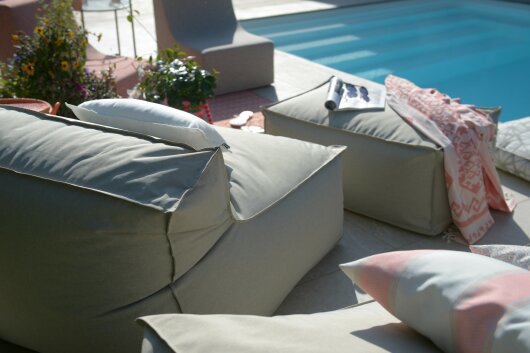 H.O.C.K. Lolly Outdoor Loungehocker ca. 90x60x40cm Tampa elephant black col. 9950- charcoal ACRY Blend WR + PE