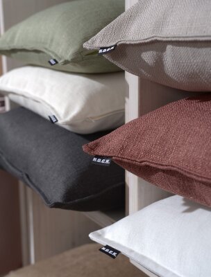 H.O.C.K. Mali Kissen mit Biese 45x45cm altrosa burgundy...