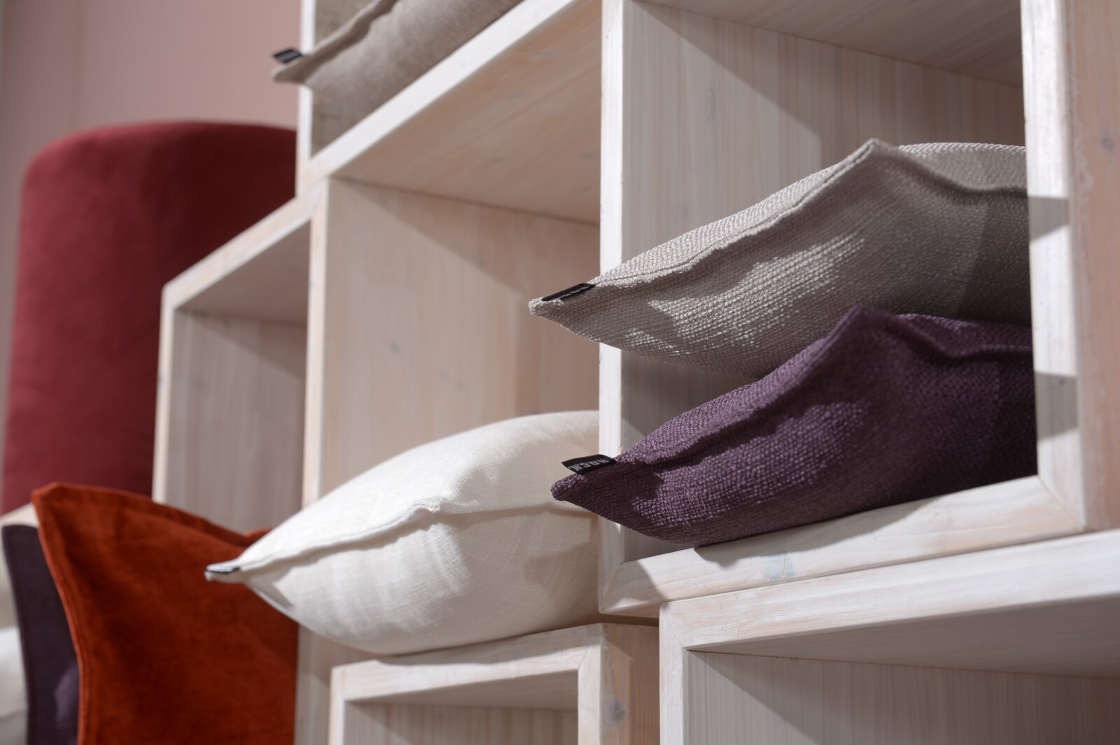 H.O.C.K. Mali Kissen mit Biese 50x30cm lila mauve col. 80