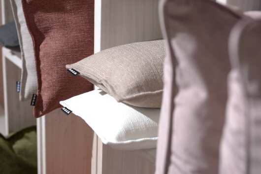 H.O.C.K. Mali Kissen mit Biese 50x30cm taupe col. 2