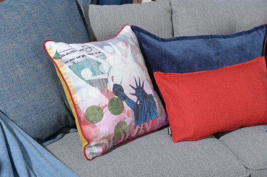H.O.C.K. Mali Kissen mit Biese 50x30cm rot col. 9