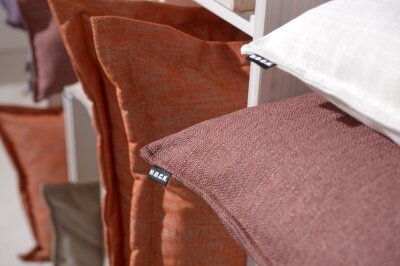 H.O.C.K. Mali Kissen mit Biese 60x60cm altrosa burgundy col. 22