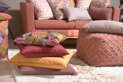 H.O.C.K. Mali Kissen mit Biese 60x60cm altrosa burgundy col. 22