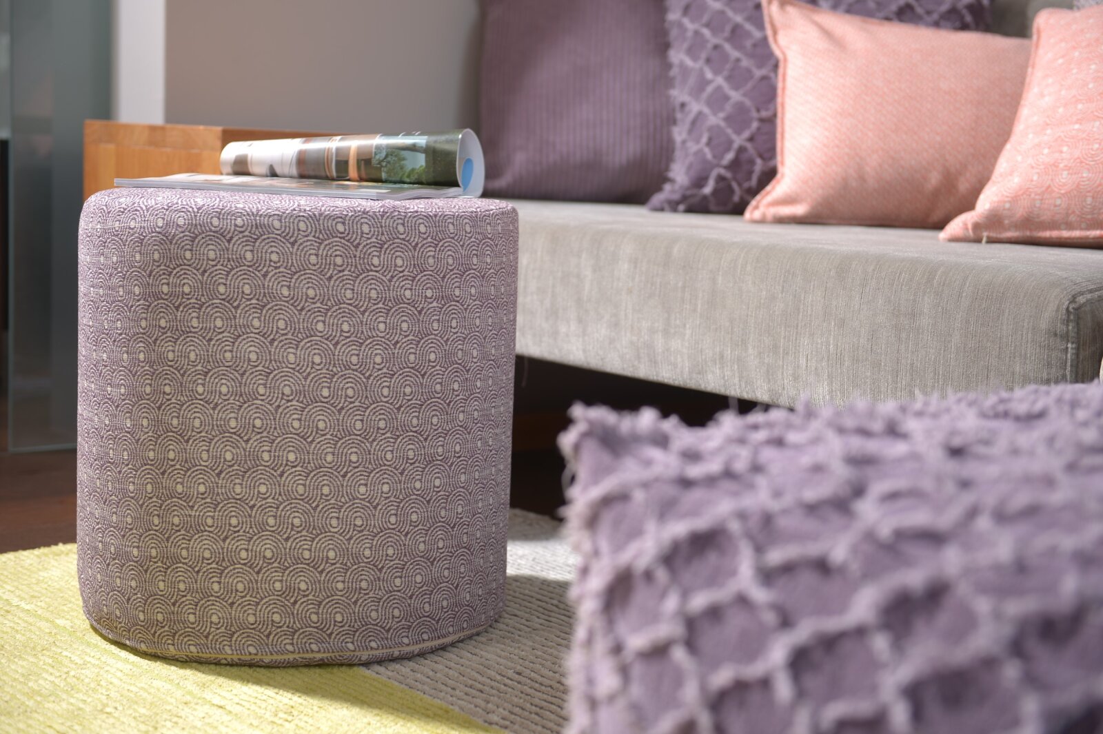 H.O.C.K. Ivo Hocker Pouf Ø45x45cm rund lila col. 002