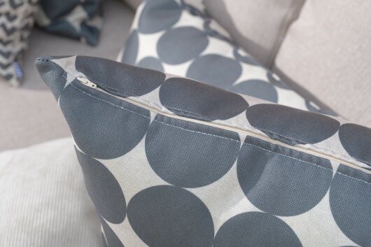 H.O.C.K. Circle Kissen 50x30cm Kreise schwarz-taupe col. 24