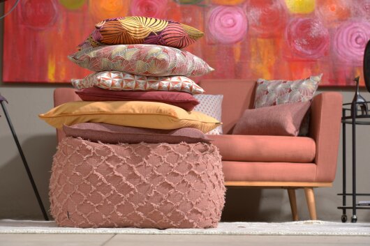 H.O.C.K. Nuvole Bean Cube Hocker Pouf 55x55x35cm salmon mit Fransen