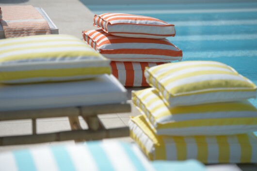 H.O.C.K. Classic Streifen Outdoor Sitzkissen 50x50x5cm grau