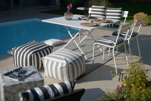 H.O.C.K. Classic Streifen Outdoor Sitzkissen 50x50x5cm grau