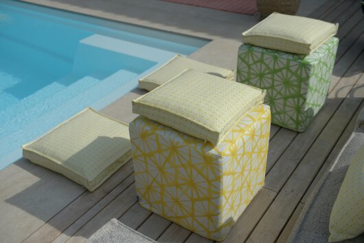 H.O.C.K. Kami Outdoor Hocker eckig 45x45x45cm gelb col. 06 malle