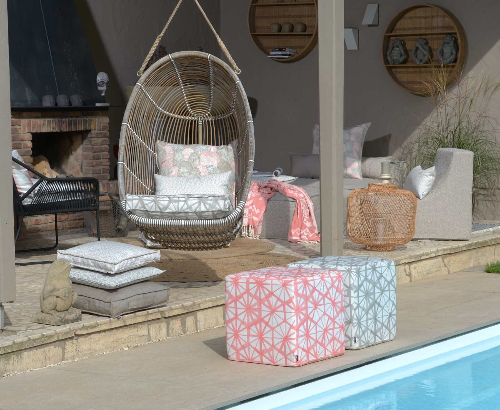 H.O.C.K. Bilbao Outdoor Kissen mit Biese 60x60cm coral col. 02 malle