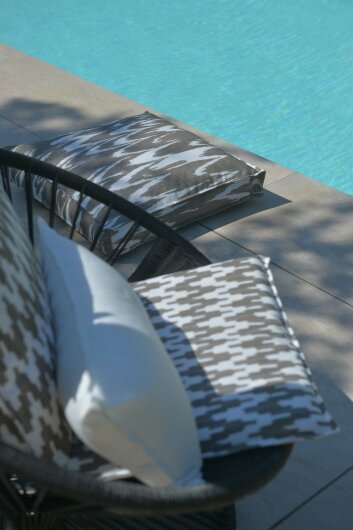 H.O.C.K. Amarador Outdoor Sitzkissen Palettenkissen Bodenkissen BODO 60x60x10cm taupe col. 100