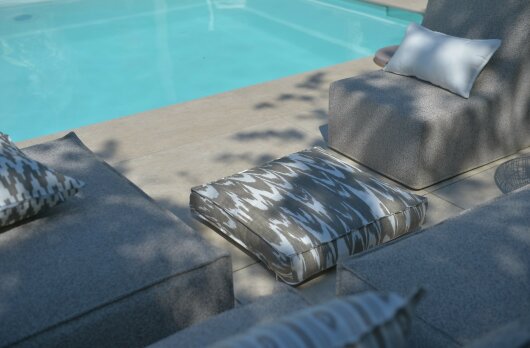 H.O.C.K. Amarador Outdoor Sitzkissen Palettenkissen Bodenkissen BODO 60x60x10cm taupe col. 100