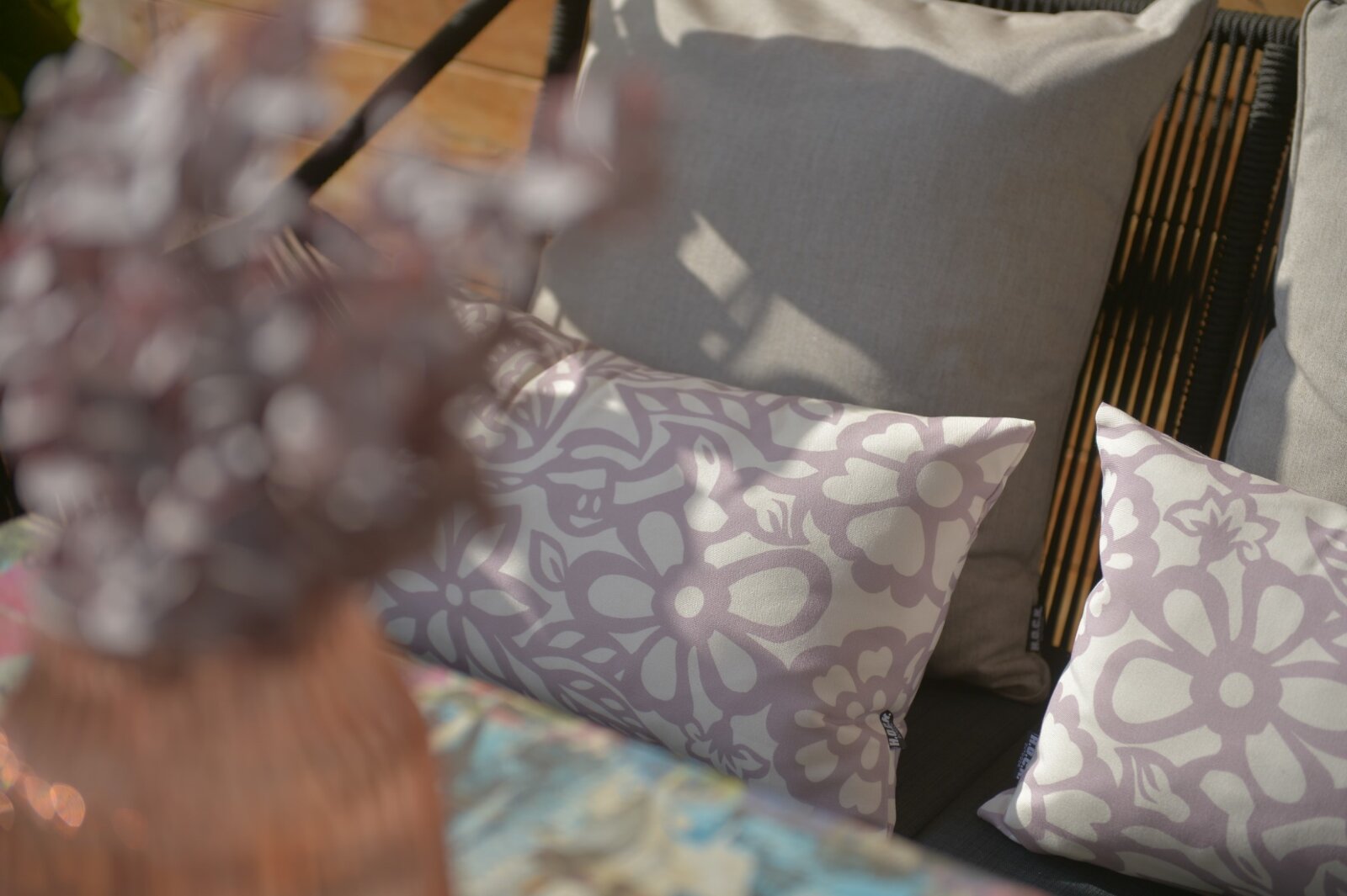 H.O.C.K. Paloma Outdoor Kissen 50x30cm floral flieder lila claro