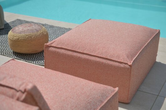 H.O.C.K. Zola Outdoor Hocker Fussteil ca. 95x85x35cm Lore col. anthrazit 7015