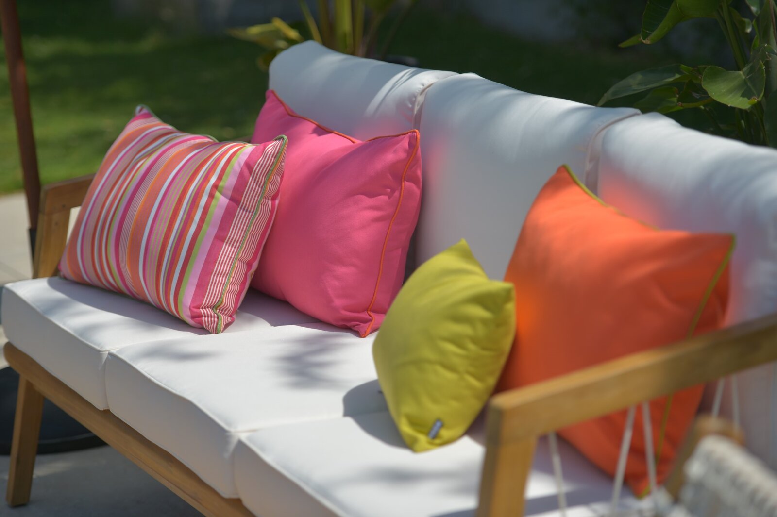 H.O.C.K. Classic Uni Outdoor Kissen 50x50cm PIPE pink mit Keder orange