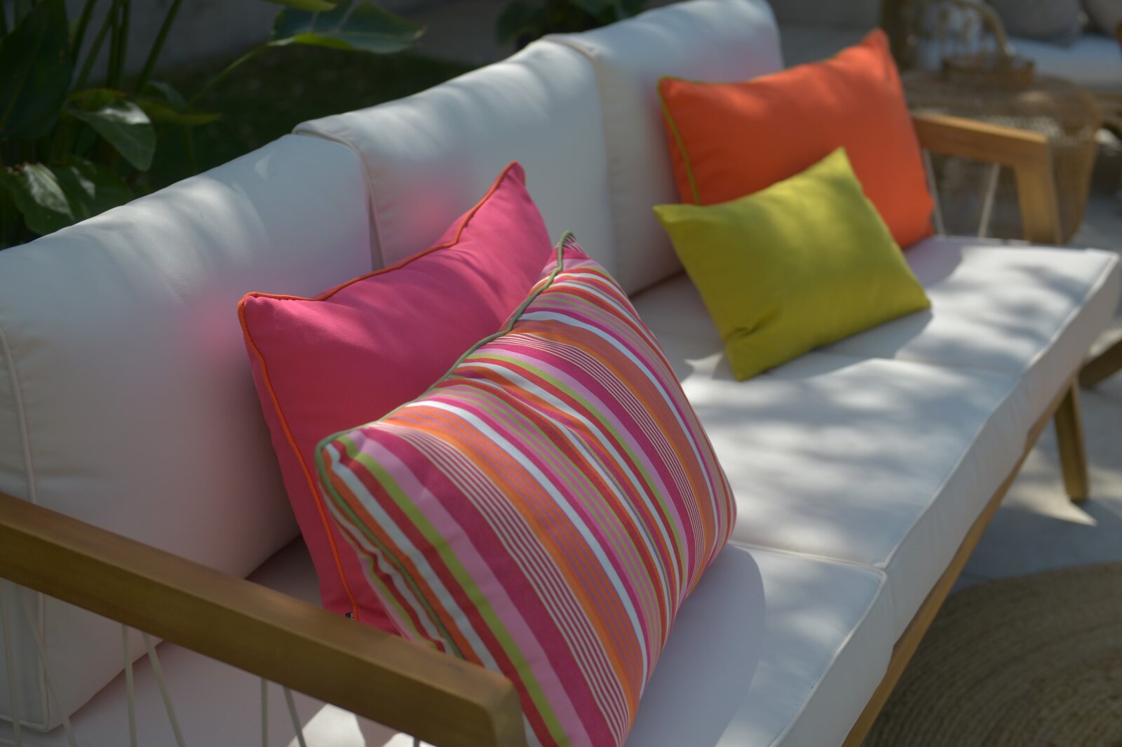 H.O.C.K. Classic Uni Outdoor Kissen 60x40cm PIPE pink mit Keder orange