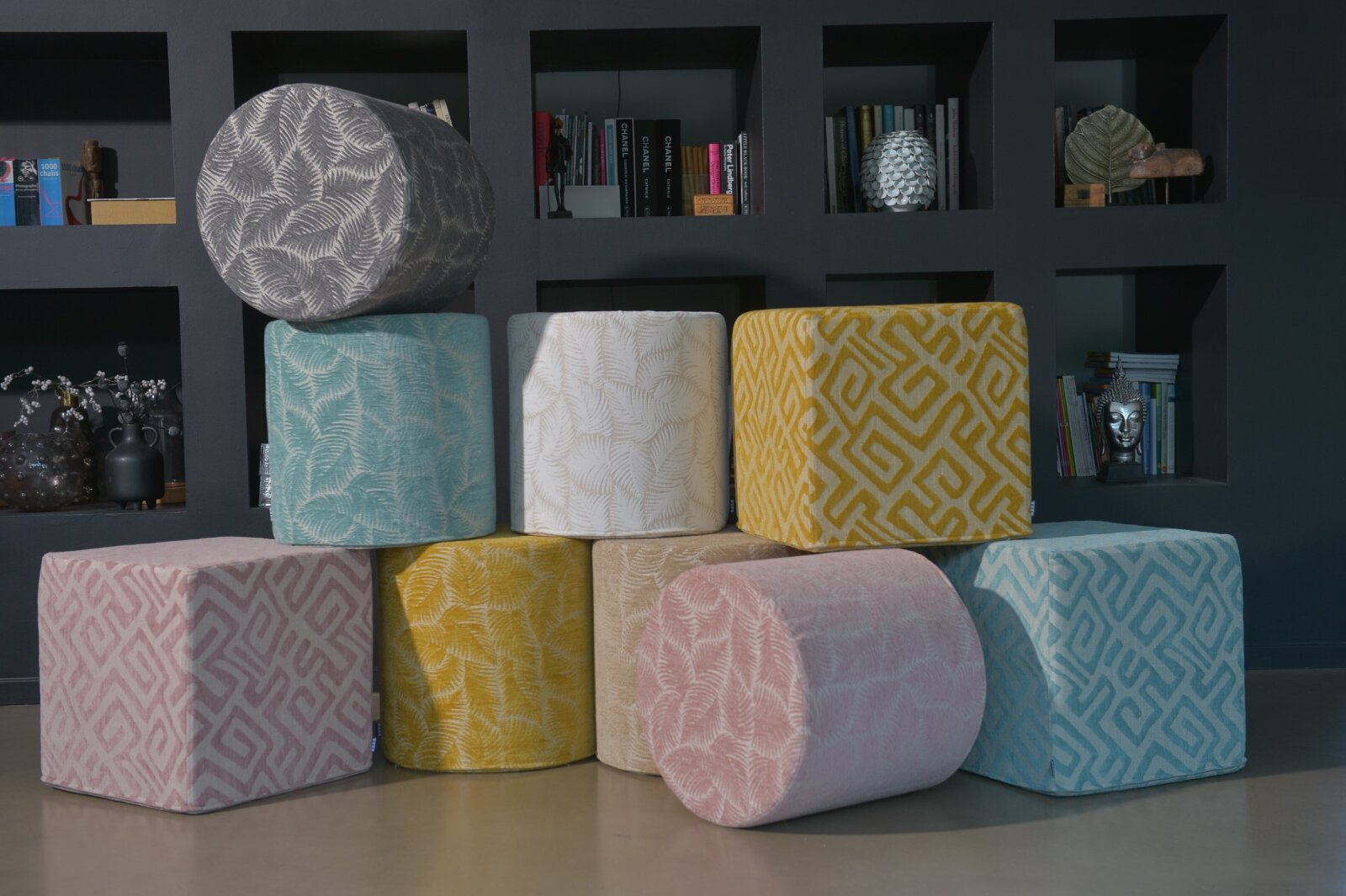 H.O.C.K. Naira Hocker Cube eckig 45x45x45cm gemustert col. 0 weiß