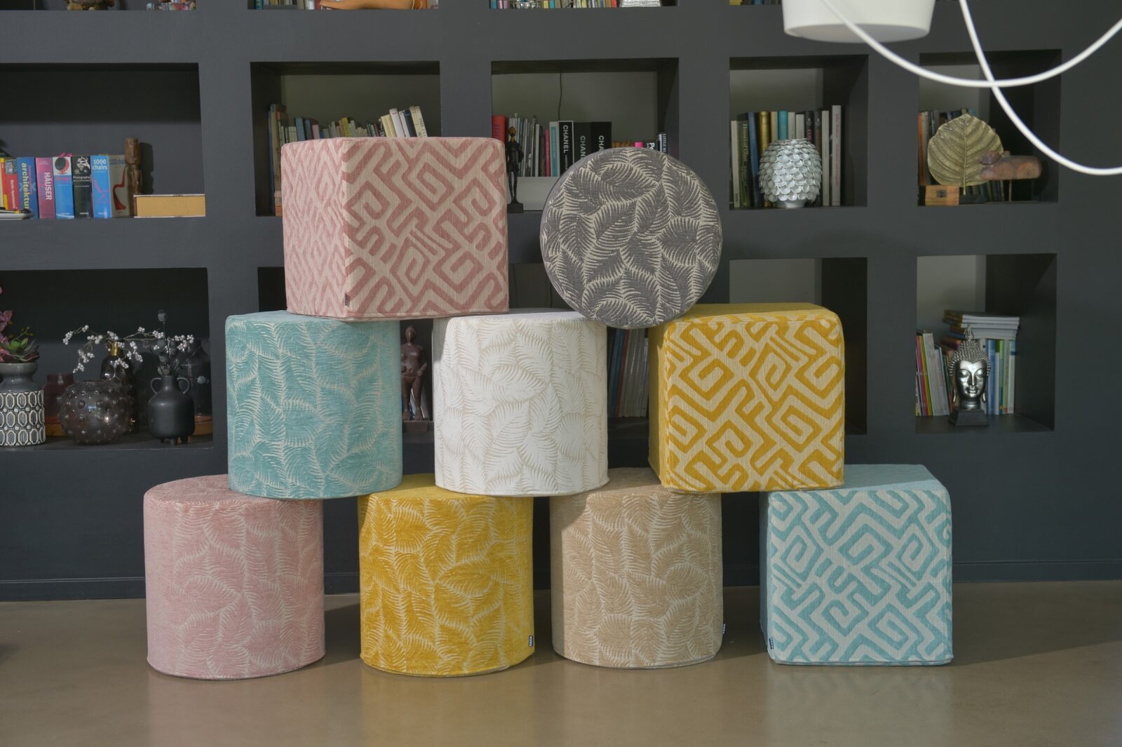 H.O.C.K. Nelly Hocker rund Pouf ø45x45cm Blätter col. 1 taupe / beige