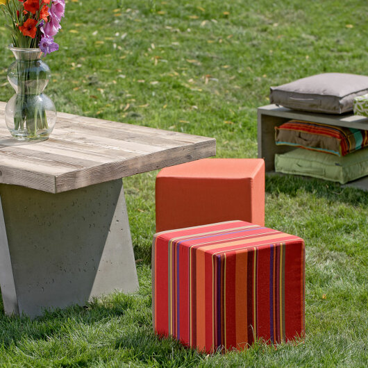 H.O.C.K. Yucatan Indoor/Outdoor Cube/ Sitzwürfel 45x45x45cm rot