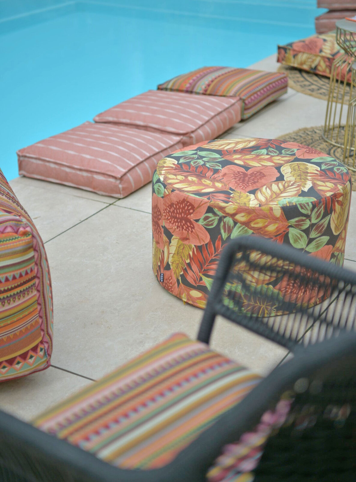H.O.C.K. Tropical Outdoor Hocker rund Pouf ø60x40cm col. 228 rost braun sunny