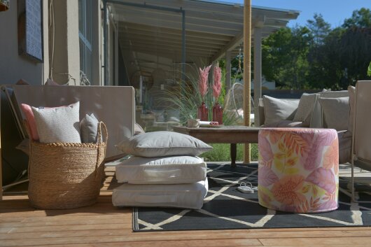 H.O.C.K. Tropical Outdoor Hocker rund Pouf ø45x45cm col. 226 coral lachs sunny