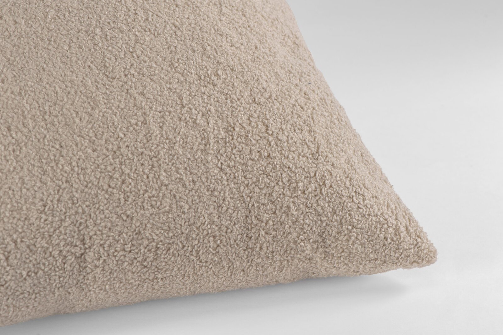H.O.C.K. Fino Plush Kissen Teddystoff Bouclé 45x45cm beige-taupe Plüsch