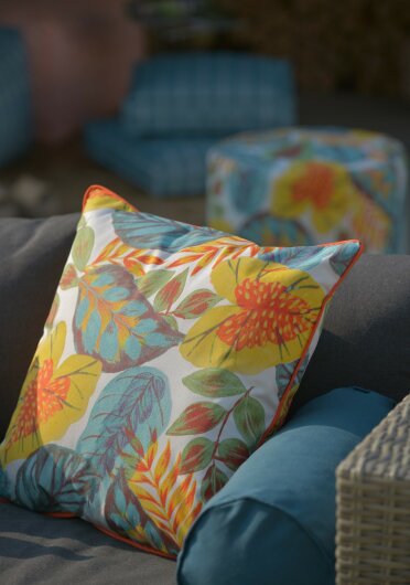 H.O.C.K. Tropical Outdoor Kissen 60x60cm col. 230 yellow aqua multi mit Keder orange sunny