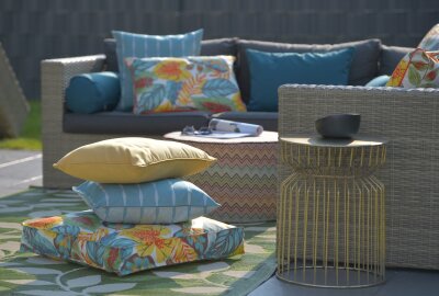 H.O.C.K. Tropical Outdoor Bodenkissen BODO 60x60x10cm col. 230 yellow aqua multi sunny