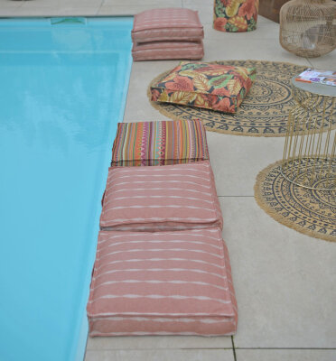 H.O.C.K. Loana Outdoor Matratzenkissen 50x50x10cm col. 98 rost terra bordeaux sunny