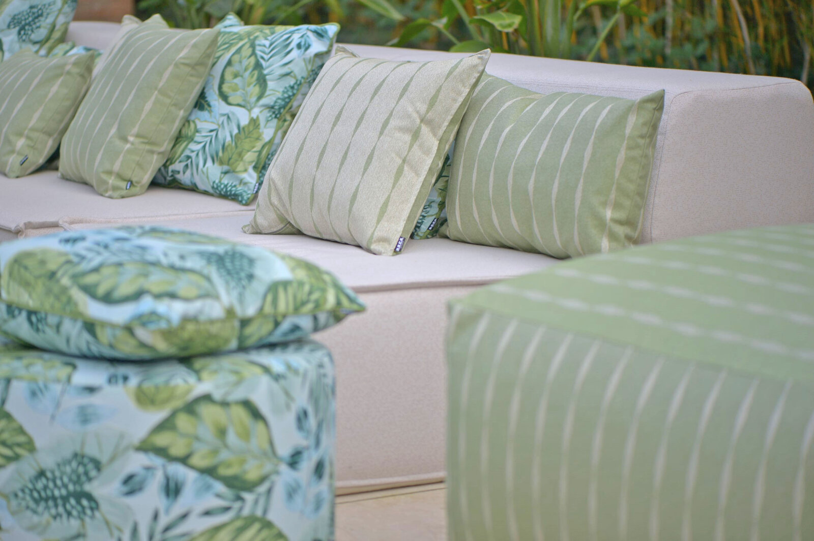 H.O.C.K. Loana Outdoor Kissen 60x40cm col. 99 lindgrün grün sunny