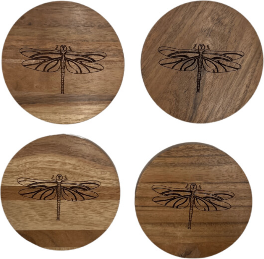 byRoom Untersetzer aus Mangoholz 4er Set Ø10cm mit eingebrannten Muster einer Libelle braun