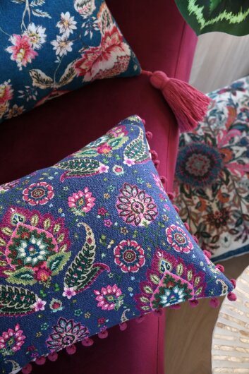 STF Dekokissen Wendekissen orientalisch 50x30cm lila mit Bommel