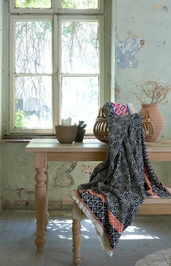 H.O.C.K. Decke Freedom 145x190cm Kreise meets Raute Schwarz Orange yaz