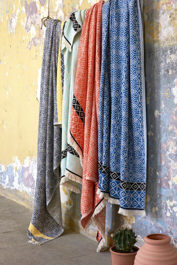 H.O.C.K. Decke Freedom 145x190cm Kreise meets Raute Schwarz Orange yaz