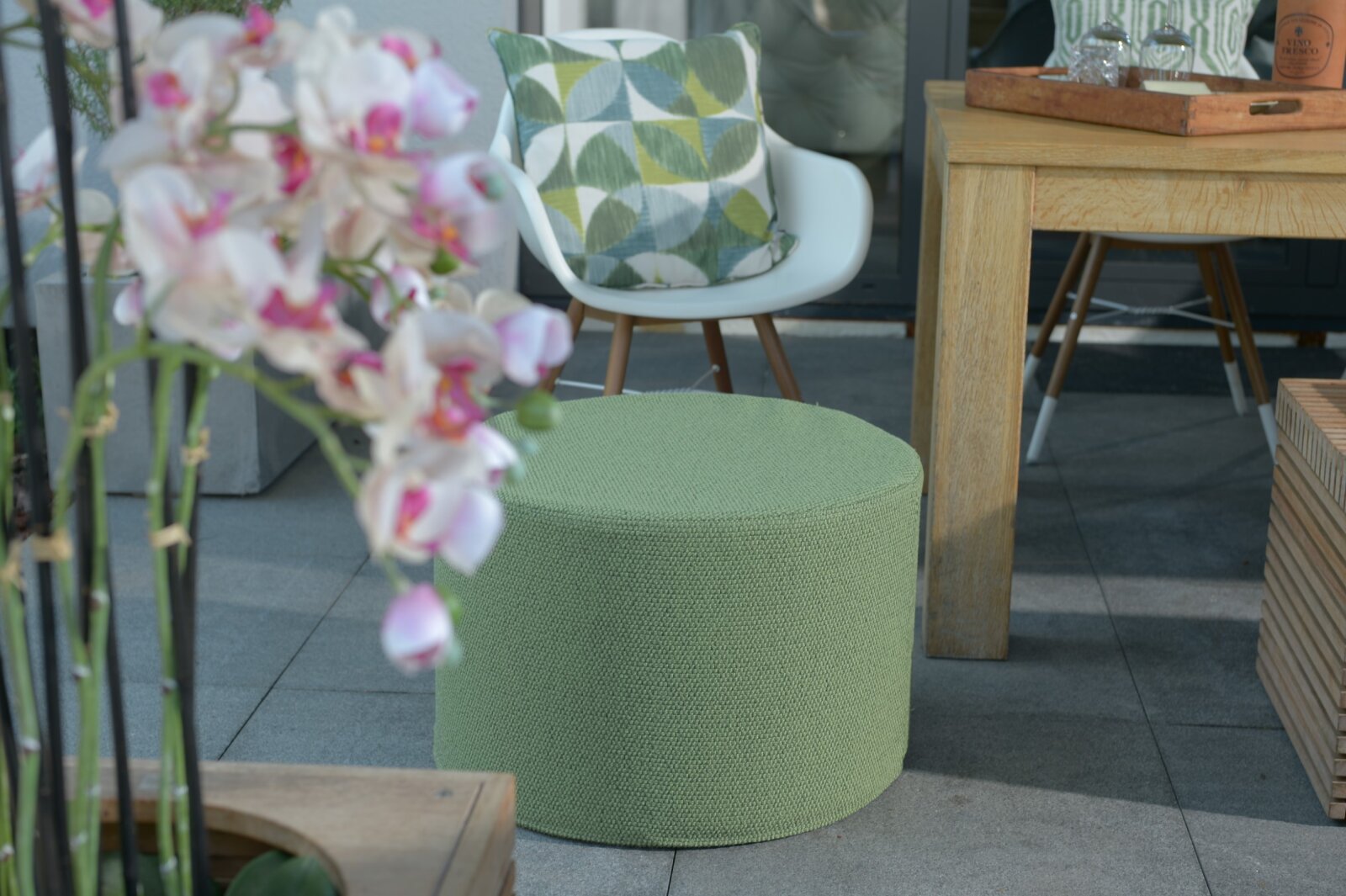 H.O.C.K. Madrid Outdoor + Indoor Hocker rund ø60x40cm grün in&out