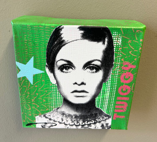 H.O.C.K. Little Icon Bild auf Leinwand 15x15x4cm TWIGGY  by Anna Flores