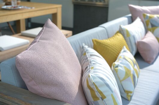H.O.C.K. Marbella Outdoor + Indoor Wendekissen 50x30cm mit Keder col. 08 gelb rosa in&out