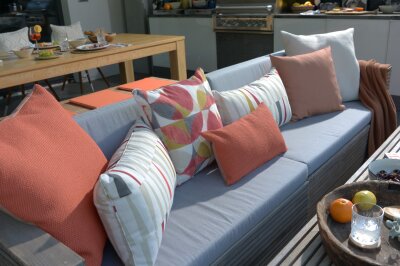 H.O.C.K. Malaga Outdoor + Indoor Kissen mit Keder 70x40cm col. 45 rot beige in&out