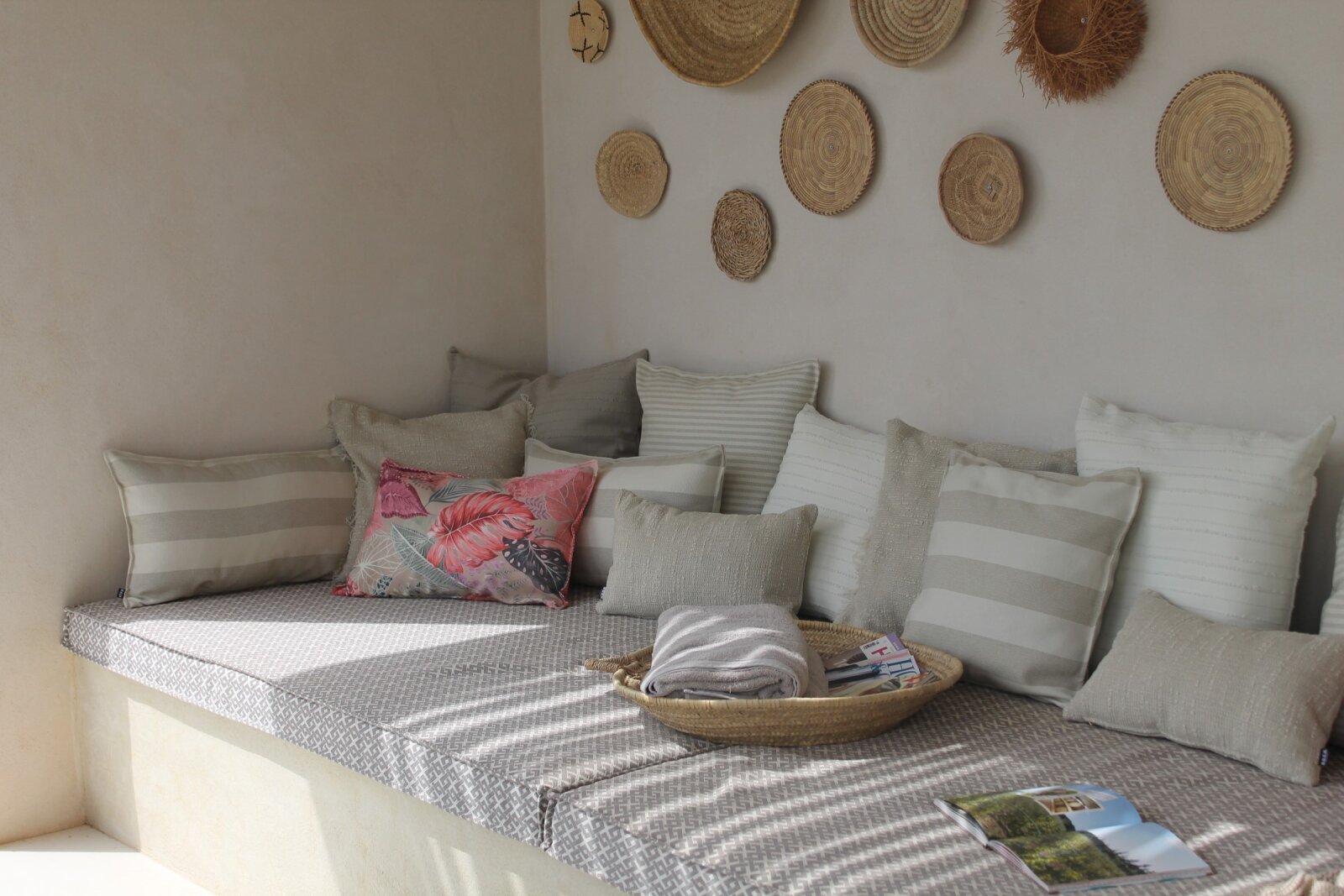 H.O.C.K. Turo Outdoor + Indoor Kissen 65x40cm mit Biese col. 2 beige taupe Blockstreifen in&out