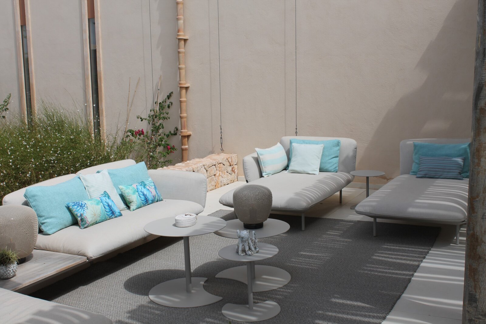 H.O.C.K. Turo Outdoor + Indoor Kissen 45x45cm mit Biese col. 8 beige türkis Blockstreifen in&out