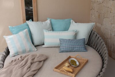 H.O.C.K. Turo Outdoor + Indoor Kissen 45x45cm mit Biese col. 8 beige türkis Blockstreifen in&out