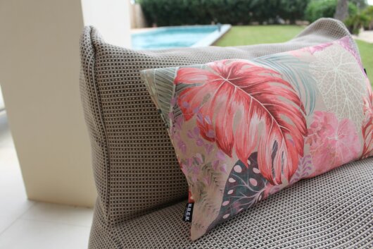 H.O.C.K. Bora Outdoor Kissen 50x30cm col. 01 rosa pink floral allover