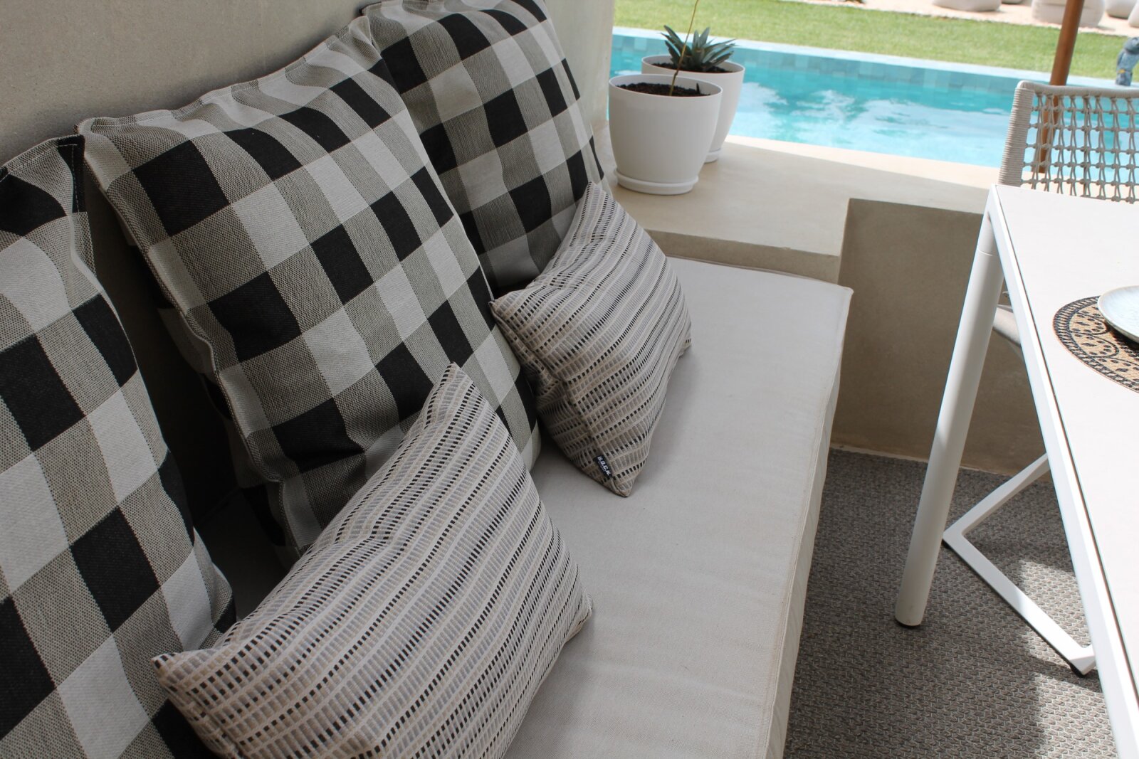 H.O.C.K. Jordi Outdoor Kissen 50x30cm col. 130 beige taupe