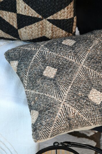 STF Dekokissen Wendekissen im Boho-Look  40x40cm schwarz natural geometrisch aus Jute