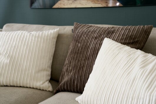 H.O.C.K. Precious Cord Loungehocker 90x90x40cm Cordsamt braun schlamm col. 100
