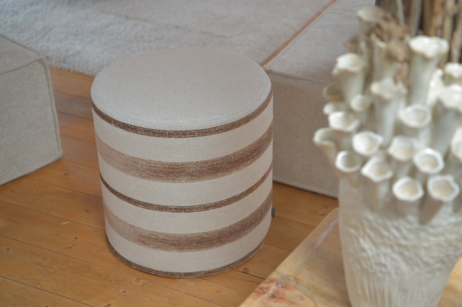 H.O.C.K. Collin Hocker rund Pouf ø45x45cm Streifen schlamm braun col. 193004